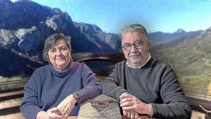 José Ramón Puerto y Geles Sánchez, los arquitectos que hacen obras vanguardistas, como el nuevo mirador de La Farrapona, desde un pueblo asturiano