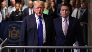 „Tod je dugo vremena uz Trampa“: Prvi put u modernoj istoriji vršilac dužnosti generalnog tužioca SAD biće lični advokat predsednika