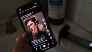 De manosphere begint niet online, maar juist bij het alledaagse