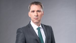 Vreme: Brent Sadler novi direktor N1, Igora Božića brišu iz APR-a