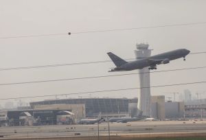 Israel planning to allow up to 90 passengers on departing flights starting Sunday