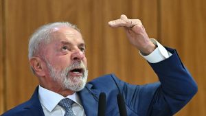 A lambança do governo no imposto de importação