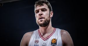 Είναι όμορφα στην κορυφή, αλλά πιο όμορφη είναι η κορυφή του Μαΐου!