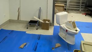 Y a-t-il quelqu’un qui est en contrôle?