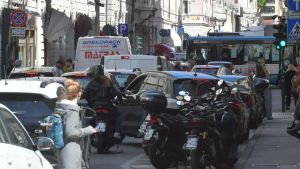 Caos parcheggi a Trieste: tornano le code in centro, al Silos tariffe abbassate