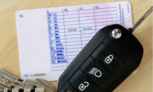 ∆ίπλωµα οδήγησης; Από…...