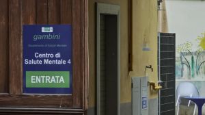 Un paziente del Csm: «Conoscevo la ragazza che si è tolta la vita, i centri non sono in grado di assisterci»