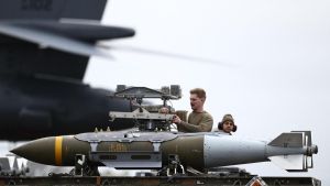 DIRECTO | Irán y EEUU se lanzan en busca del tripulante del caza americano abatido