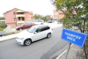 Oprostite za Trampov breg