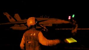 Carrera a contrarreloj para encontrar al soldado estadounidense en Irán tras el derribo de su avión