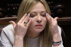 Meloni u problemu: Nakon neuspjelog referenduma, veza ministara sa mafijom, VLADU DRMA I LJUBAVNA AFERA