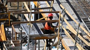 Cresce l’occupazione: in un anno in provincia quasi 5mila posti in più. Calano le partite Iva