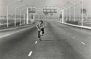 Nederland overleeft deze crisis alleen door een radicaal afscheid van de auto