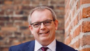 Jeg står 100 pct. på mål for min kri­tik