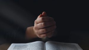 Él resucitó por todos