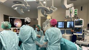 El vía crucis de la traumatología en Asturias: el doble de pacientes en espera de una consulta que antes del covid