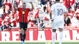 Muriqi castigó la indolencia del Madrid
