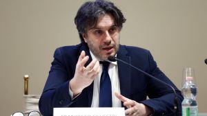 Il M5s tifa per le primarie. Silvestri: “Sono necessarie, ma conta il programma” /
