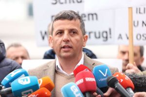 Vukanović više ne želi sa njima: Pitanje ko finansira Trivićevu i zašto sluša Vučića