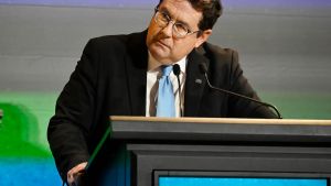 Bernard Drainville est-il tenté par Éric Duhaime?