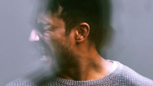 Ich glaube, mein Freund ist ein Narzisst. Wie kann ich das sicher herausfinden?