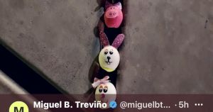 Ex alcalde esconde huevitos de Pascua