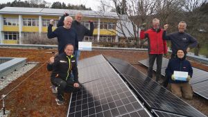 Photovoltaik aufs Dach: Energiewende-AG stattet das Kinderhaus mit Modulen aus