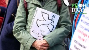 FR-üh dran zum Abschluss der Ostermärsche: Die Welt rüstet auf – und Zehntausende sagen: Nein