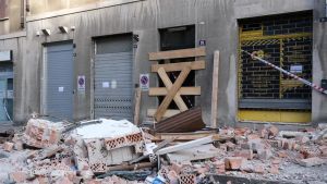 Esplosione a Pasqua a Trieste: 22 persone sfollate dal condominio inagibile, ancora ricoverata la donna ferita