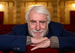 Paolo Crepet in Toscana: «La scuola è morta, troppo conservatrice». E sui genitori: «Sono rimbecilliti»