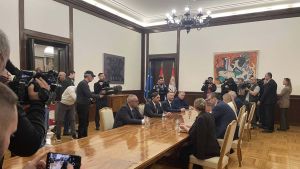 Vučić nastavio konsultacije sa predstavnicima stranaka