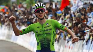 Prešao prugu ispred voza: Pogačaru preti kažnjavanje u Belgiji posle pobede na Trci kroz Flandriju (VIDEO)