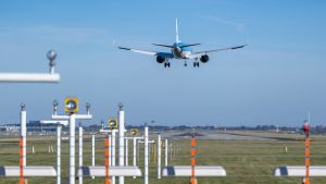 Kerosinpreis verdoppelt: Werden Flüge ab BER jetzt drastisch teurer?