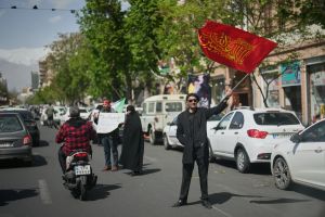 A 12-hour drive through Iran offers glimpses of destruction, defiance and daily life