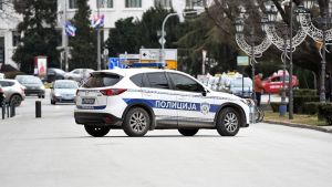 Uhapšen muškarac koji je ukrao auto i pucao na novosadsku policiju