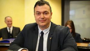 Joe Formaggio lascia Fratelli d’Italia e passa nel partito di Vannacci