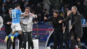 Politano stende il Milan. Il Napoli scavalca i rossoneri al secondo posto e diventa l'anti-Inter /