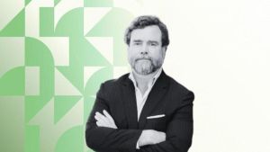 Espinosa de los Monteros, el riesgo de ser devorado por Cronos