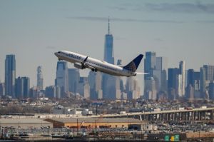 TSA Lines at Newark Liberty Airport EWR Fluctuate 2-25 Minutes as Shutdown Strains Security Amid ICE Help