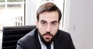 El hijo de Tebas compró el 'chalet empresarial' en el que el novio de Ayuso coincidió con su socio detenido en EEUU