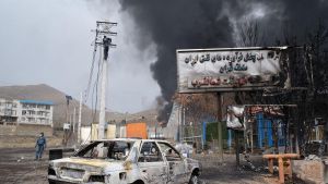 Trump amenaza con atacar infraestructuras civiles en Irán: ¿crimen de guerra o mera retórica?