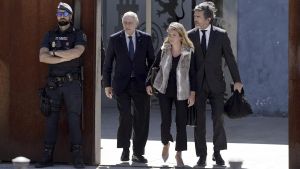 Dos exministres al banc dels acusats