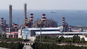 Directo | El petróleo repunta y continúan los ataques entre el ultimátum de Trump a Irán