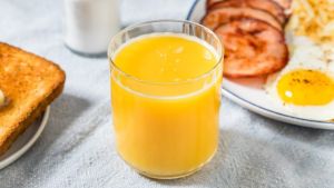 Velika zabluda sa rafova: „Bez dodatog šećera“ ne znači ono što mislite