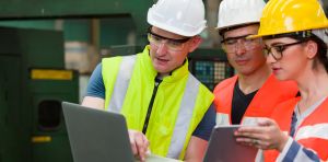 Attendus partout, recrutés nulle part : quelques réalités sur l’insertion professionnelle des jeunes