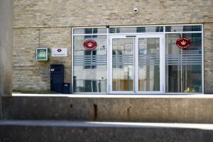 84-årig biavler fra Kalundborg fængslet for folkedrab i Rwanda