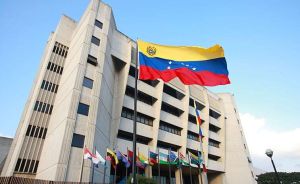 El “paso” para reinstitucionalizar los partidos judicializados