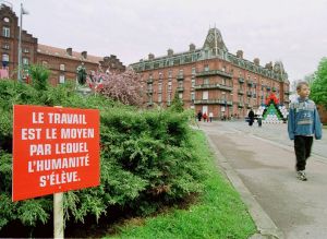 Maak van private bedrijven arbeiderscoöperaties