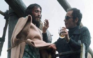 Ο «Ιησούς από τη Ναζαρέτ» είναι για το Πάσχα ό,τι είναι το «Ρετιρέ» για το καλοκαίρι