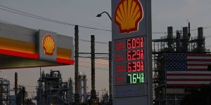 The Coming Inflation-Deflation Whipsaw